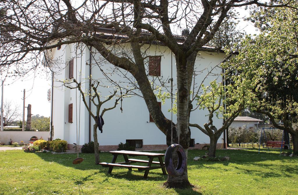 Oasi di Francesca B&B Pontinia Esterno foto
